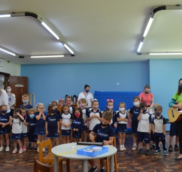 Kindercenter realiza Caf&eacute; de Advento com os av&oacute;s