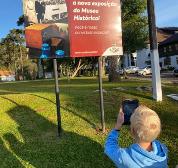 Leitura e escrita significativa: para al&eacute;m do l&aacute;pis e papel